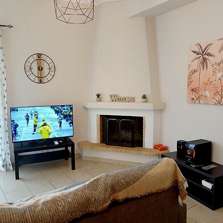Myilios Leisure Piraeus By Ilios Company Apartment Luaran gambar